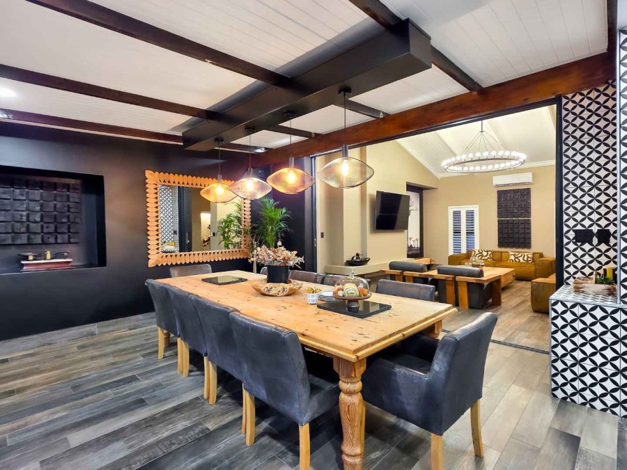 7 Bedroom Property for Sale in Durbanville Western Cape
